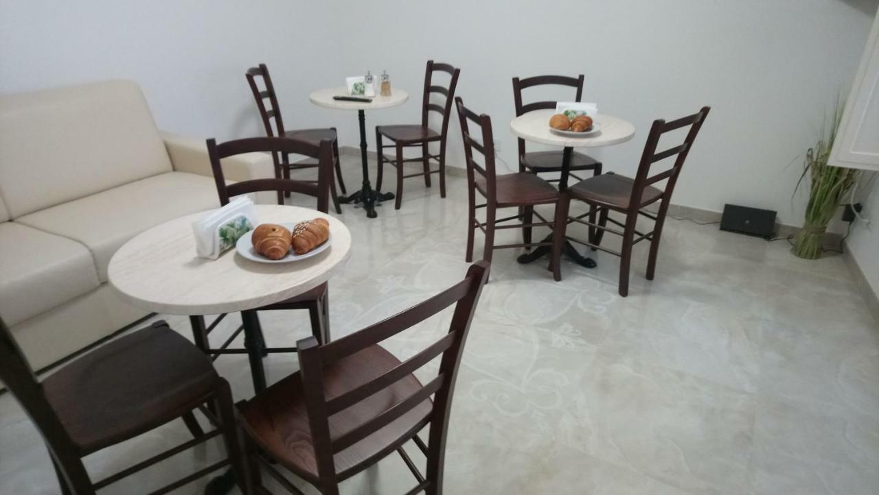 Gli Angeli Bed & Breakfast Loreto Exterior photo